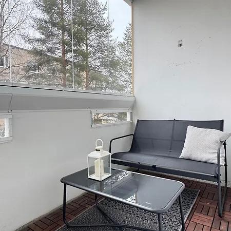 Cozy Retreat With Free Parking